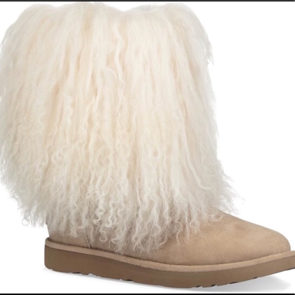 UGG Shoes - BRAND NEW IN BOX AUTHENTIC UGG LIDA 10M